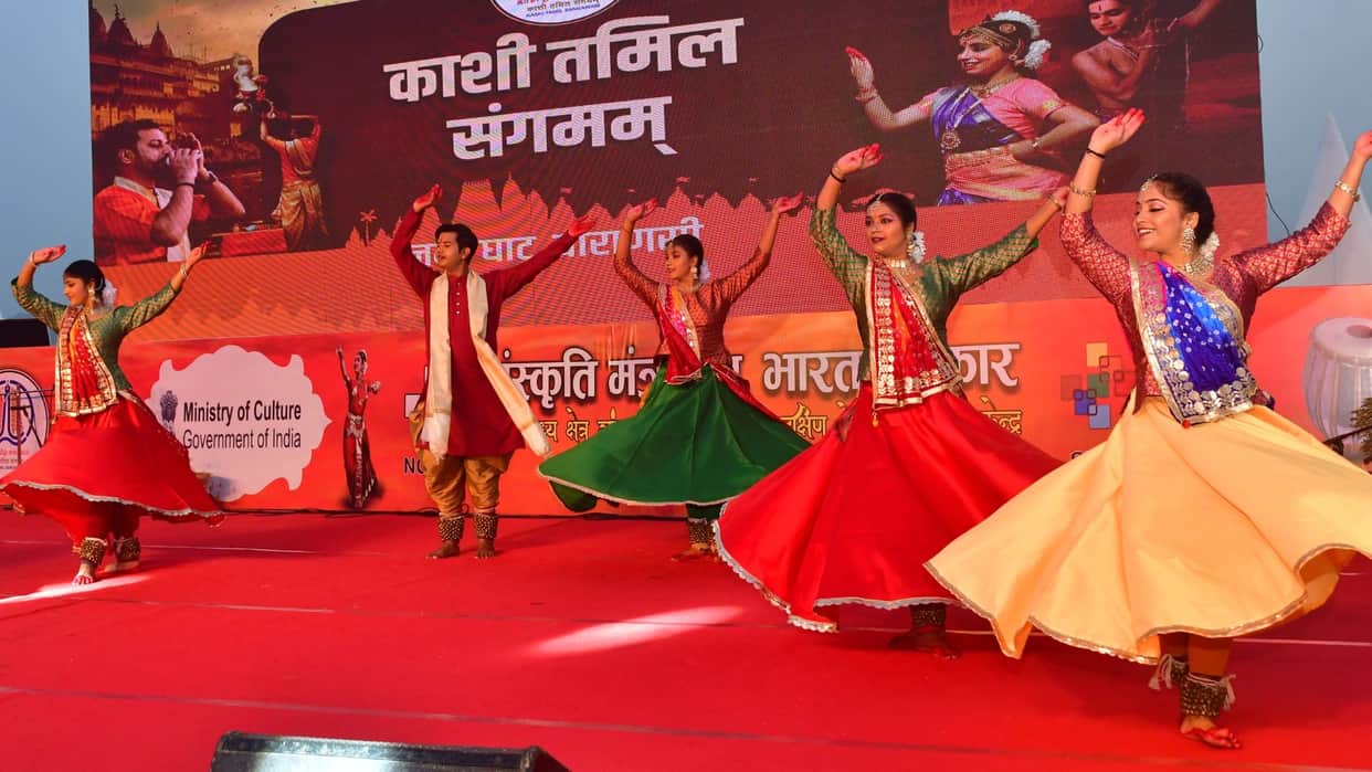 Kashi Tamil Sangamam 3000 spectators captivated by enchanting melodies of Kashi and Tamil music