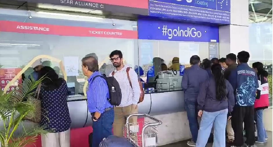 Bhopal News: Relief begins for Indigo passengers, flights at Bhopal airport return to normal, only one flight