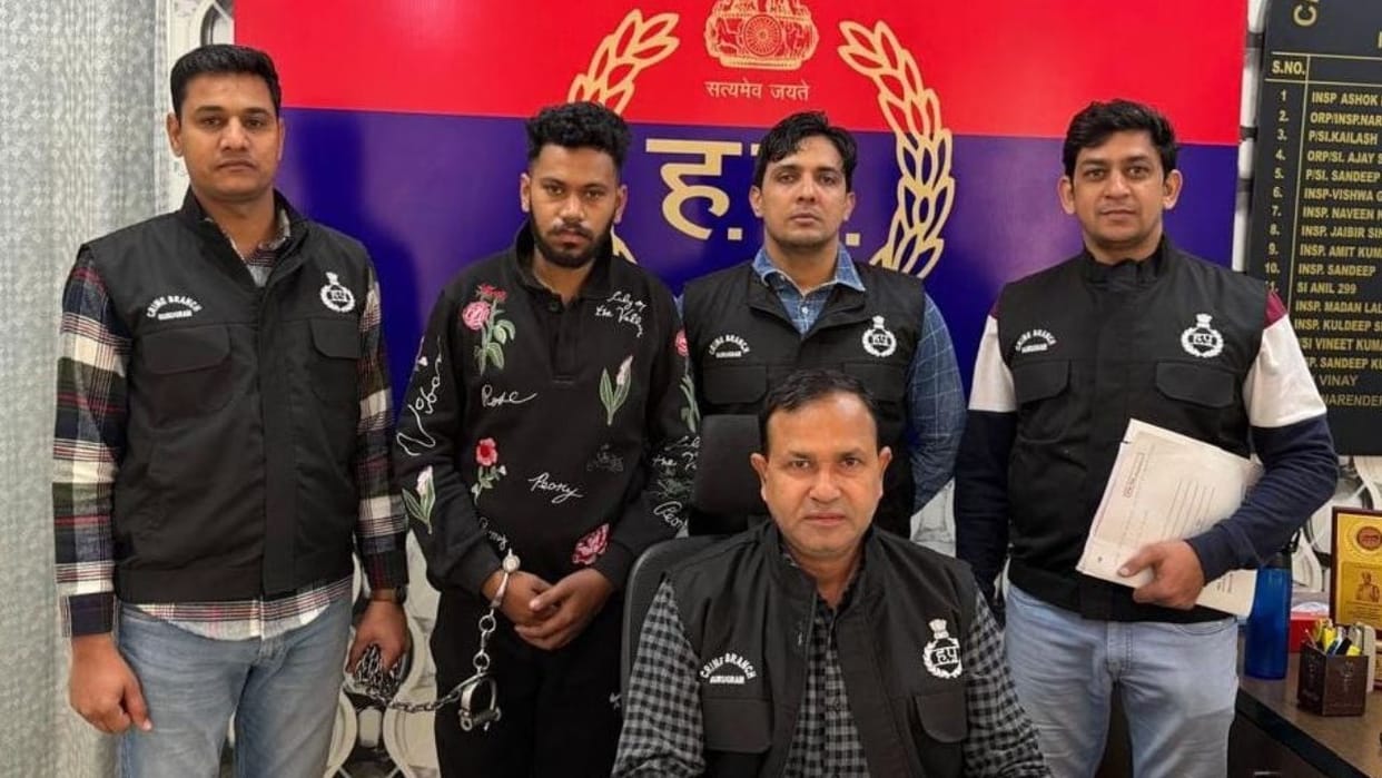 Driver arrested for knocking down owner on road and looting Rs 8.90 lakh in Gurugram