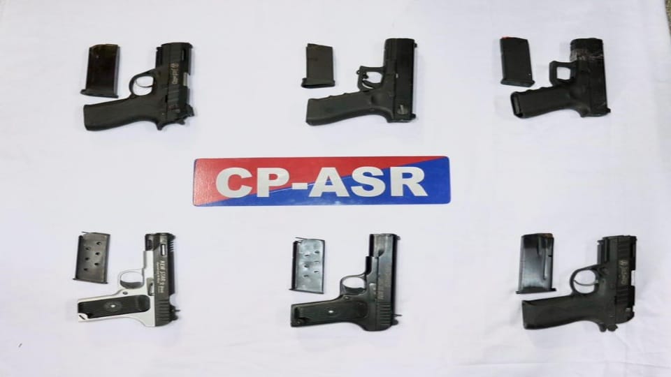 Six members of weapons smuggling gang from Pakistan arrested in Amritsar