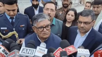 जालंधर में राज्यपाल गुलाबचंद कटारिया।