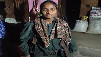 Major blow to Naxalism 12 Maoists including Ramdher who carried a reward of one crore rupees surrender MMC zon