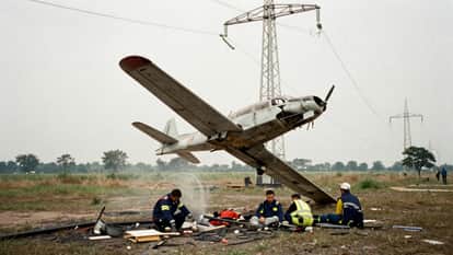 MP News: Trainer aircraft crashes in Seoni after hitting 33 kV high voltage line, pilot and passenger injured