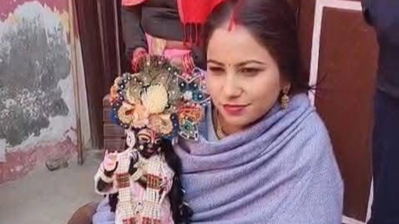 Pinky Sharma married the idol of Banke Bihari in Budaun