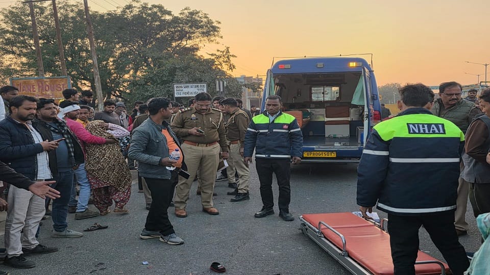 Two women including an innocent child died in road accident in Mathura