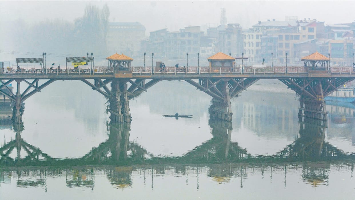 Winter News Update: Temperature below zero in Kashmir, cold wave in Rajasthan-Jharkhand Weather Today News