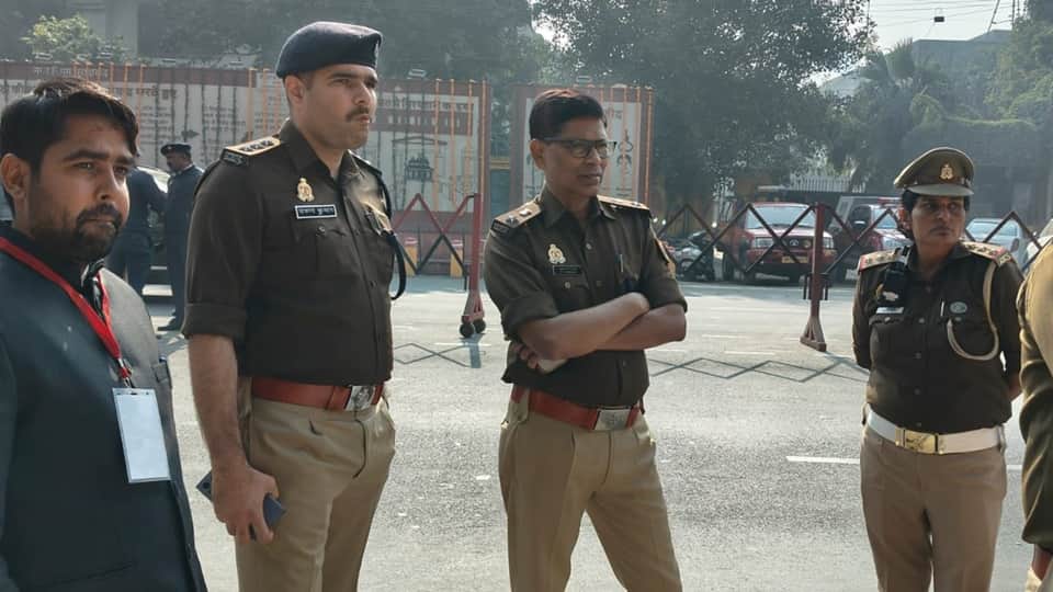 UP: CM Yogi Adityanath has arrived in Moradabad and is holding meeting officials and public representatives