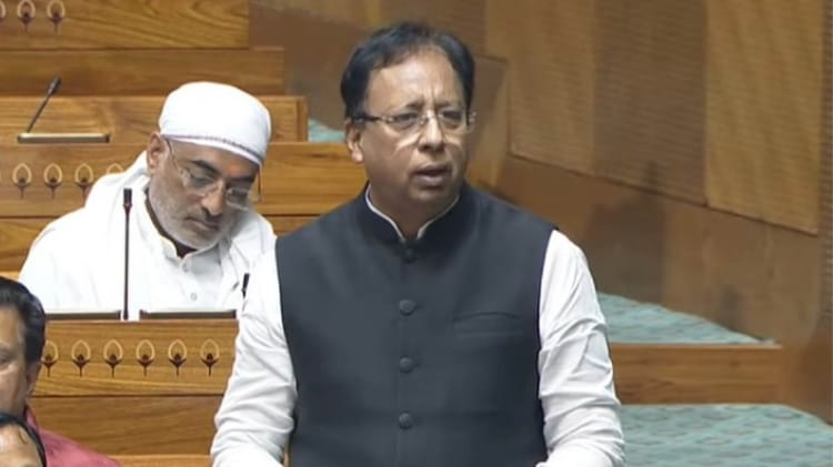 Bihar: भाजपा सांसद संजय जायसवाल ने राजीव गांधी का जिक्र कर कांग्रेस पर निशाना साधा, लोकसभा में कह दी यह बात