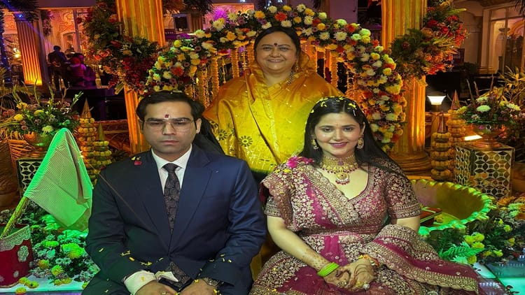 Nidhi Saraswat Wedding: विवाह बंधन में बंधे निधि और चिरागवीर, सोशल मीडिया पर ट्रेंड में रही यह शादी