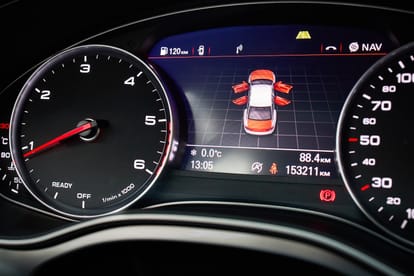 10 Essential Car Warning Lights Every Indian Driver Should Know