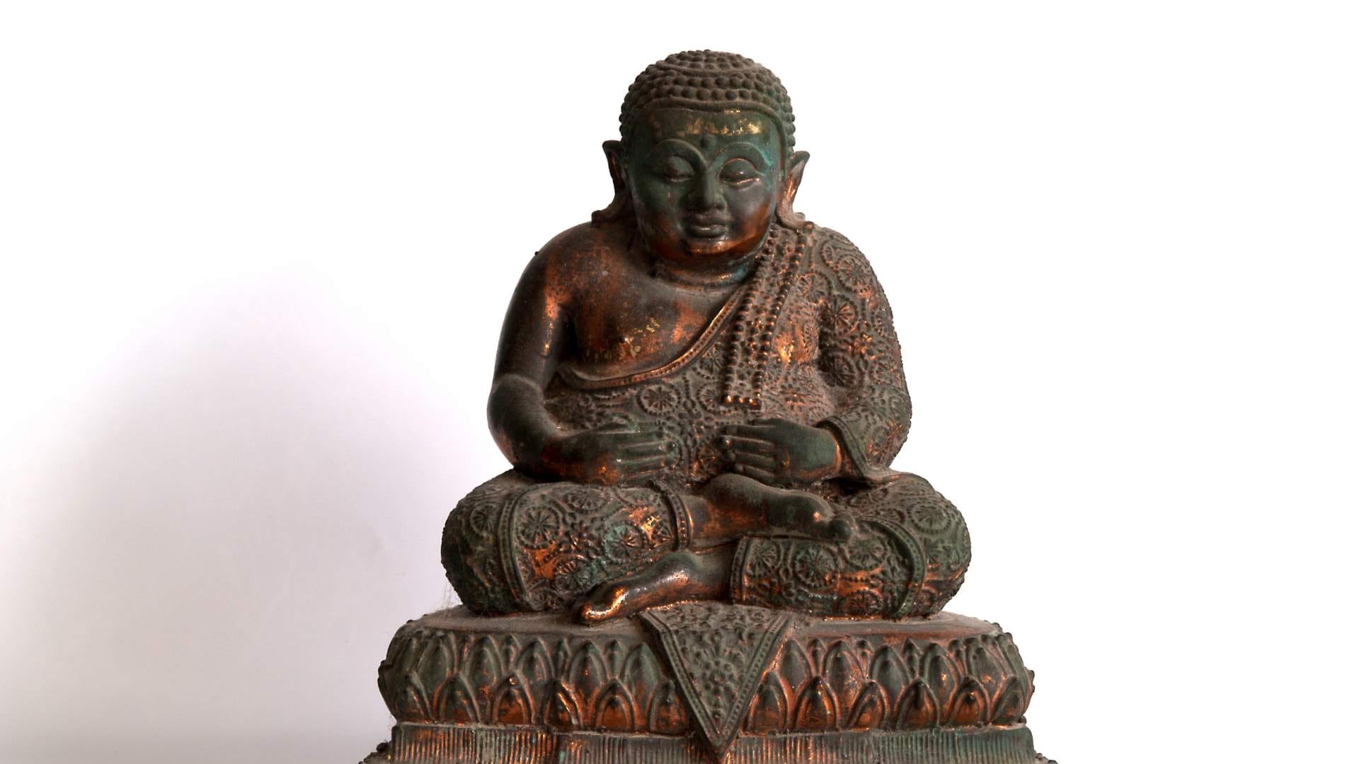 Feng shui tips for different forms of Laughing buddha will bring happiness and prosperity