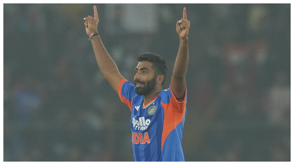 IND vs ENG ODI: Jasprit Bumrah Ruled Out of Third ODI Due to Left Knee Injury, Says BCCI