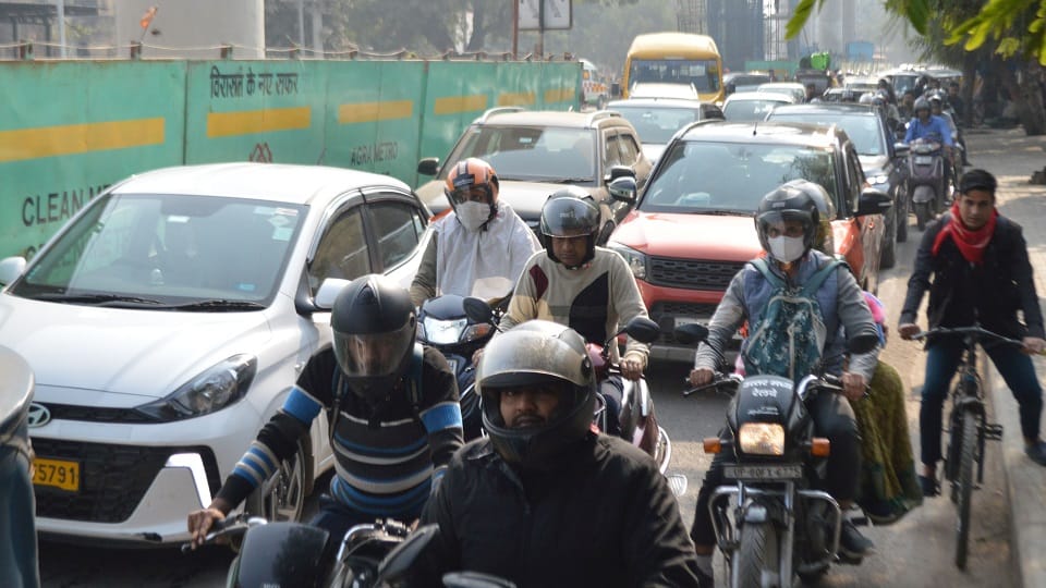 Traffic jams continued on MG Road and highway in agra
