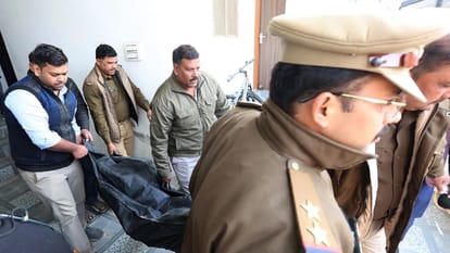 UP: 'वो बेटियों संग...', लिव इन पार्टनर ने इसलिए किया इंजीनियर लवर का कत्ल; महिला ने बताई चौंकाने वाली कहानी Girlfriend kills engineer In lucknow Troubled by molestation mother and daughters committed murder an engineer