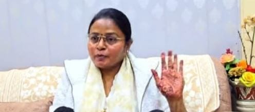 The mayor sought answers from the municipal commissioner on the theft of revenue in advertisements.