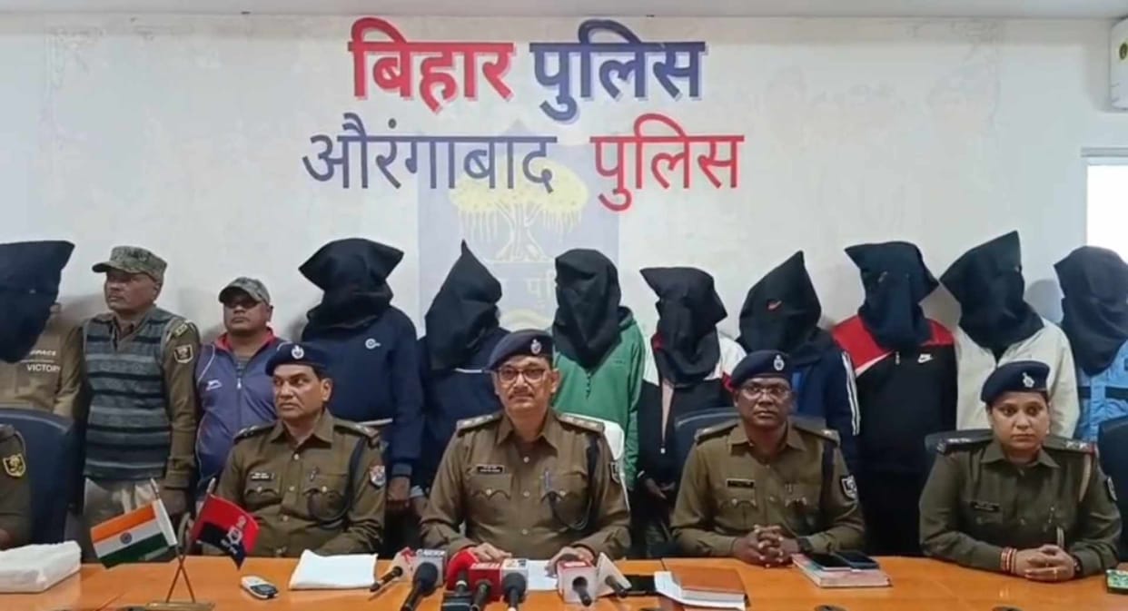 interstate tarzan ramesh gang busted railway property theft aurangabad police 15 arrested