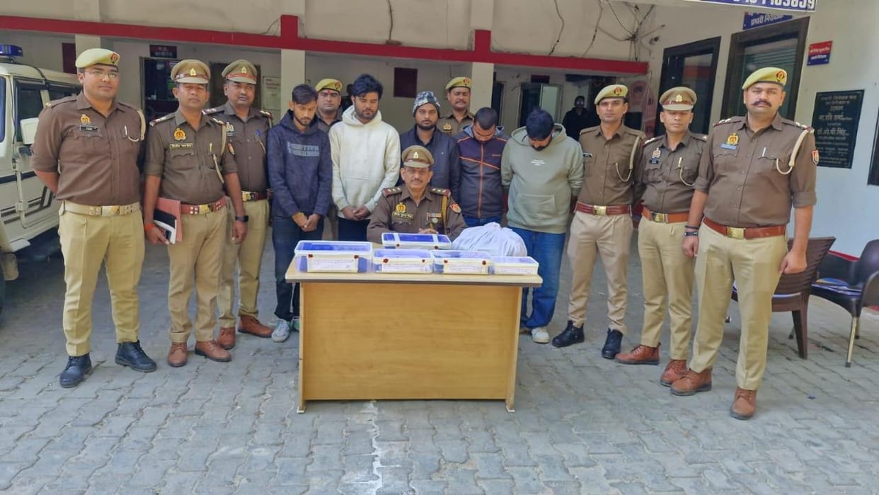 Jhansi: Inter-state betting gang busted, five bookies arrested