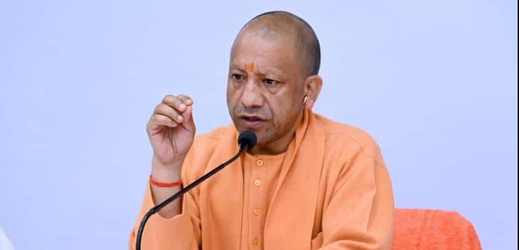 Yogi govt preparing to increase honorarium of Anganwadi workers and helpers by 50 percent