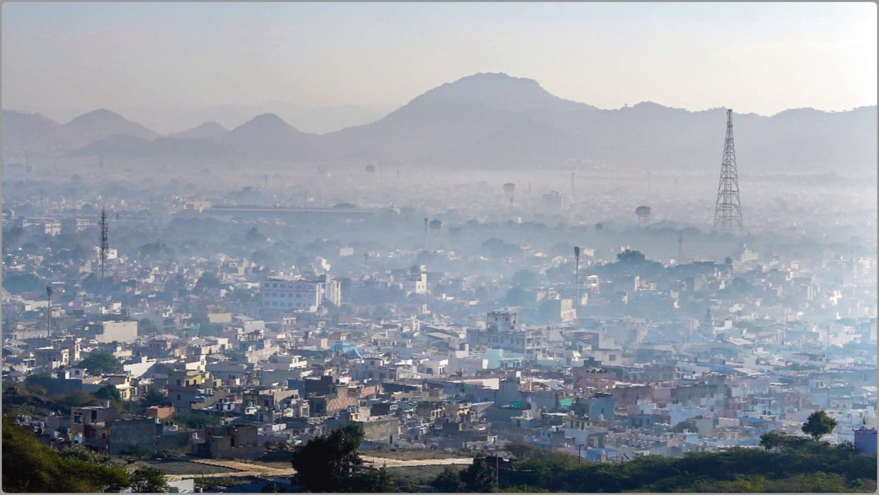 Weather: Rain-snow in the mountains, Kedarnath at -13, cold in the plains: People shivering in North India