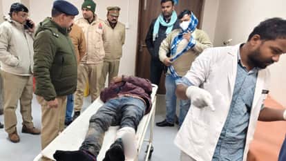 Animal smugglers vehicle hits constable two smugglers injured in police encounter in sonbhadra