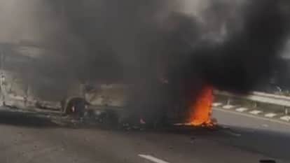 Barabanki accident: Cars collide on Purvanchal Expressway, five burned alive as gate fails to open, bodies str