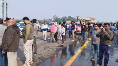 Barabanki accident: Cars collide on Purvanchal Expressway, five burned alive as gate fails to open, bodies str