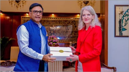 अमेरिकी उप सचिव एलिसन हूकर ने नई दिल्ली में विदेश सचिव विक्रम मिसरी से मुलाकात की।