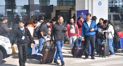 Kanpur Indigos Mumbai flight cancelled again Bengaluru and Delhi flights on time dog entered airport premises
