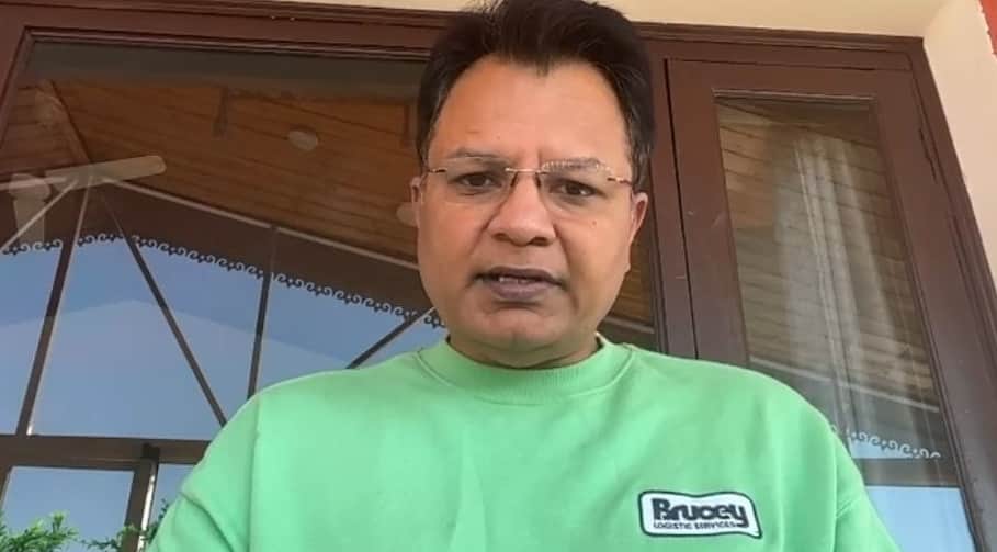 Kanpur 24 hours after Bhupesh video three videos of go viral allegations of collusion leveled against police