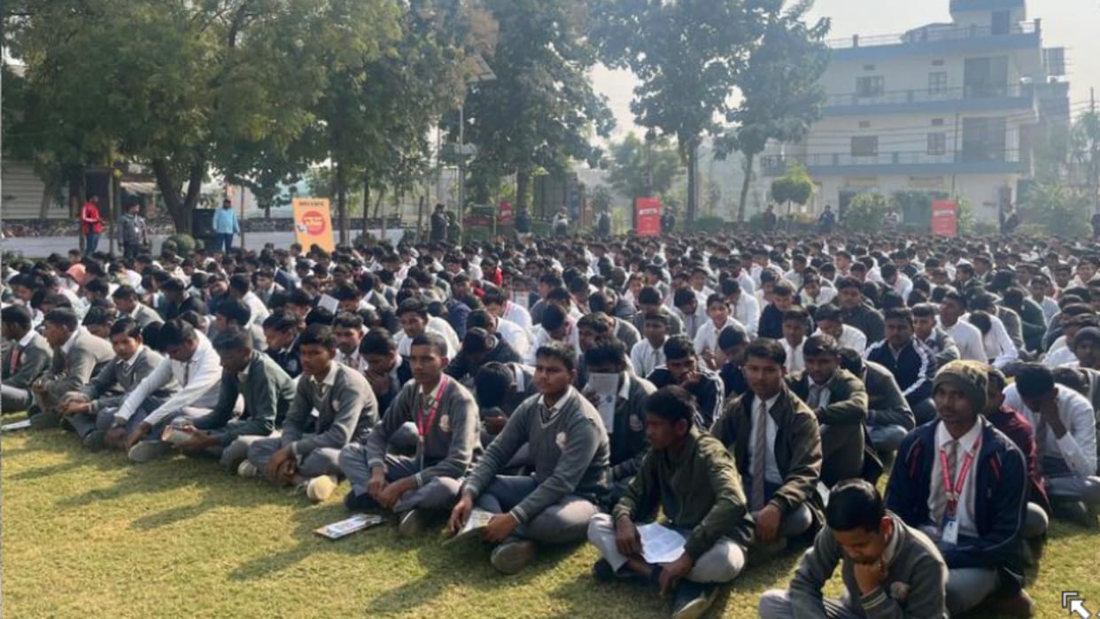 Psychologists gave tips to 1240 students of Vikas Inter College for stress-free exams