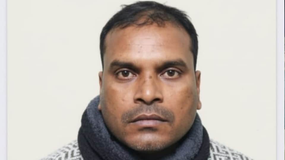 Gangster Samaydeen was fond of making new girlfriend he was adding young men aged 20-30 to his gang