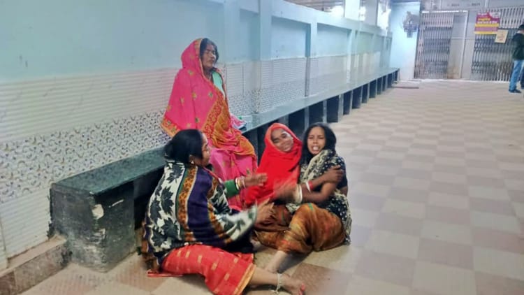 Bihar News: बेटे के इलाज के लिए परदेस जाने के लिए टिकट कटाने निकले थे पिता, 24 घंटे बाद मिला शव; जानें