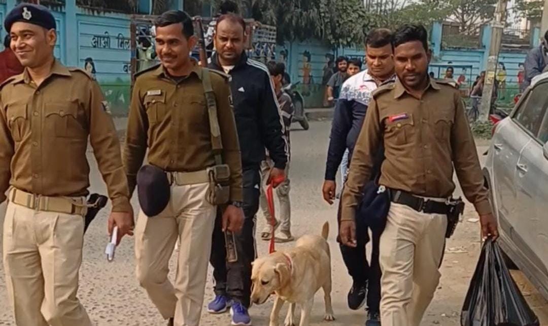 Bihar News: Youth murdered in Patna; Patna Police dog squad finds body using slippers
