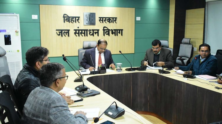 Bihar: इस योजना का काम धीमा करने वाले इंजीनियर और ठेकेदार पर कार्रवाई, प्रधान सचिव बोले- लापरवाही बर्दाश्त नही