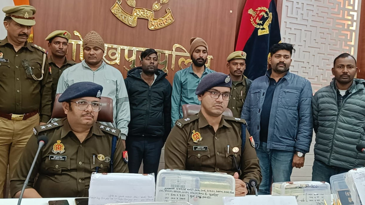 Fake IAS's brother-in-law and an associate also arrested in Gorakhpur