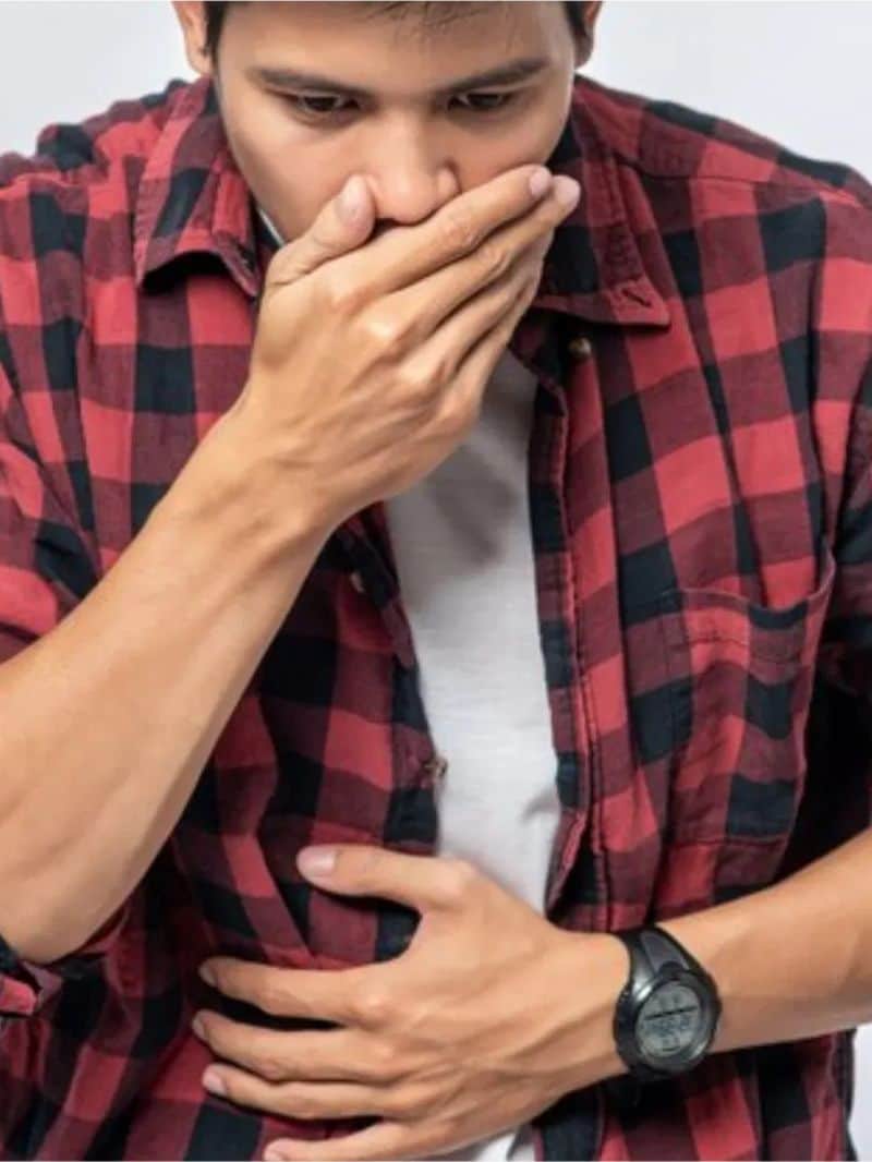 सीने में जलन होना