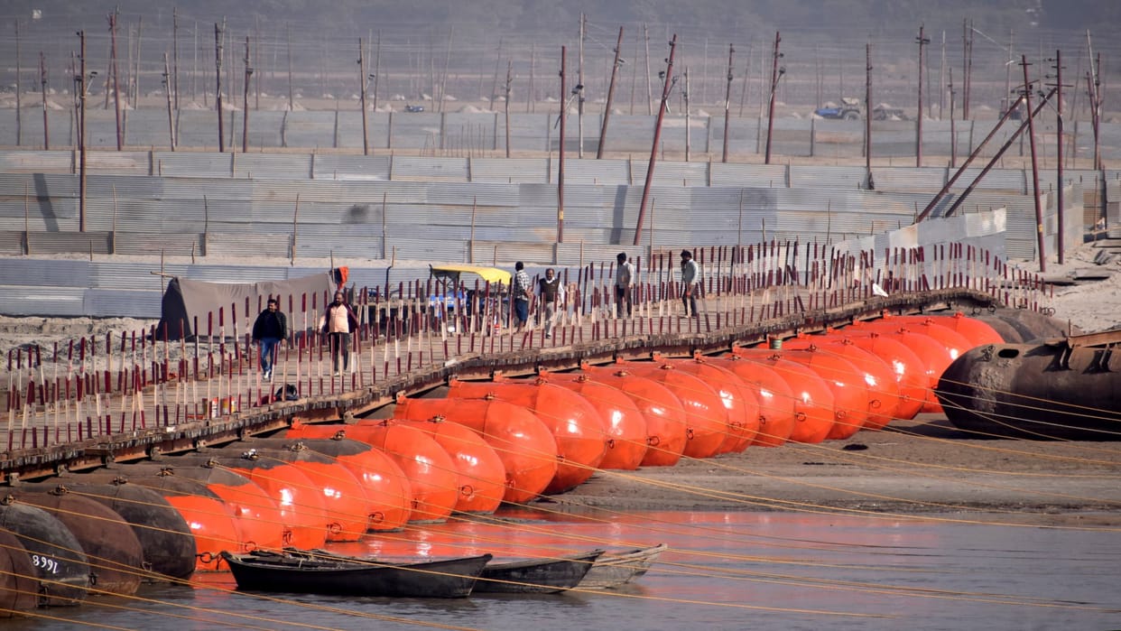 Prayagraj Magh Mela: No crossings on incoming and outgoing routes, pontoon bridge proposed at Phaphamau