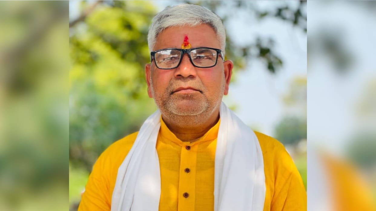 Old age man murder in bhadohi hit by car due to filed corruption complaint against village head