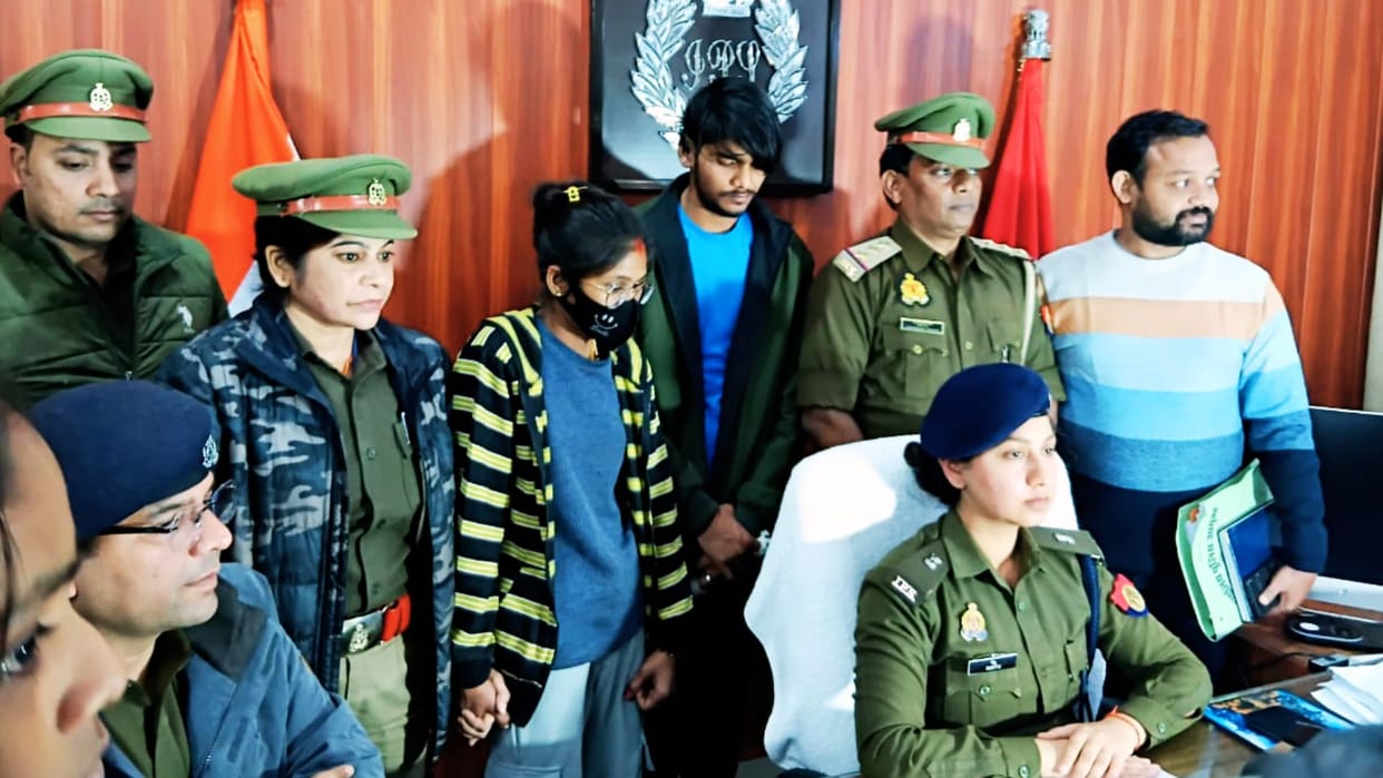 Varanasi police arrested husband and wife in murder case of an Anganwadi worker