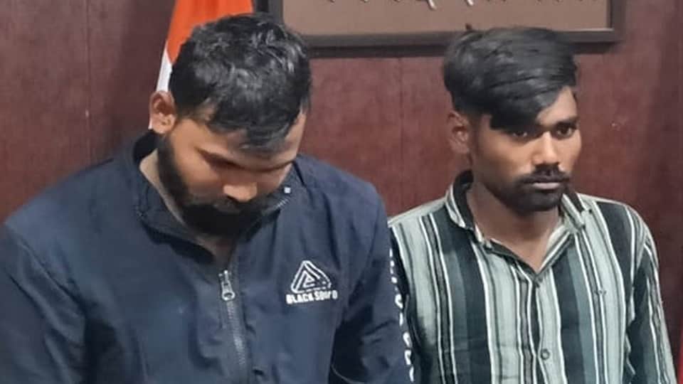 अनुज कुमार और दूसरा आरोपी सन्नी।