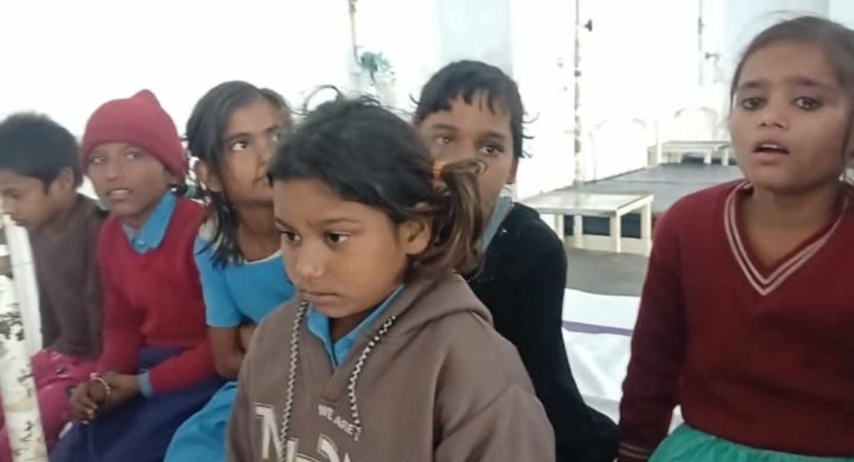 west champaran majhauliya mid day meal food poisoning eight children sick egg contamination