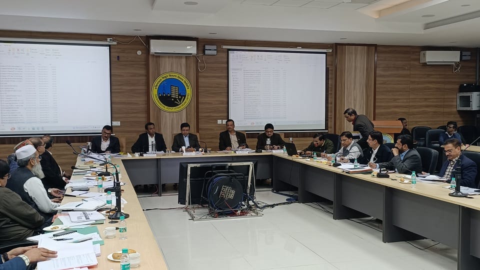 UPPCL Chairman held meeting with chief engineers of 21 districts