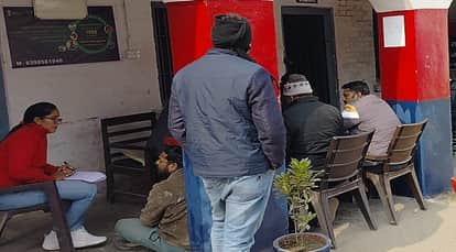 Meerut: Ganja worth Rs 37 lakh was being brought in 12 inverters, police caught four smugglers