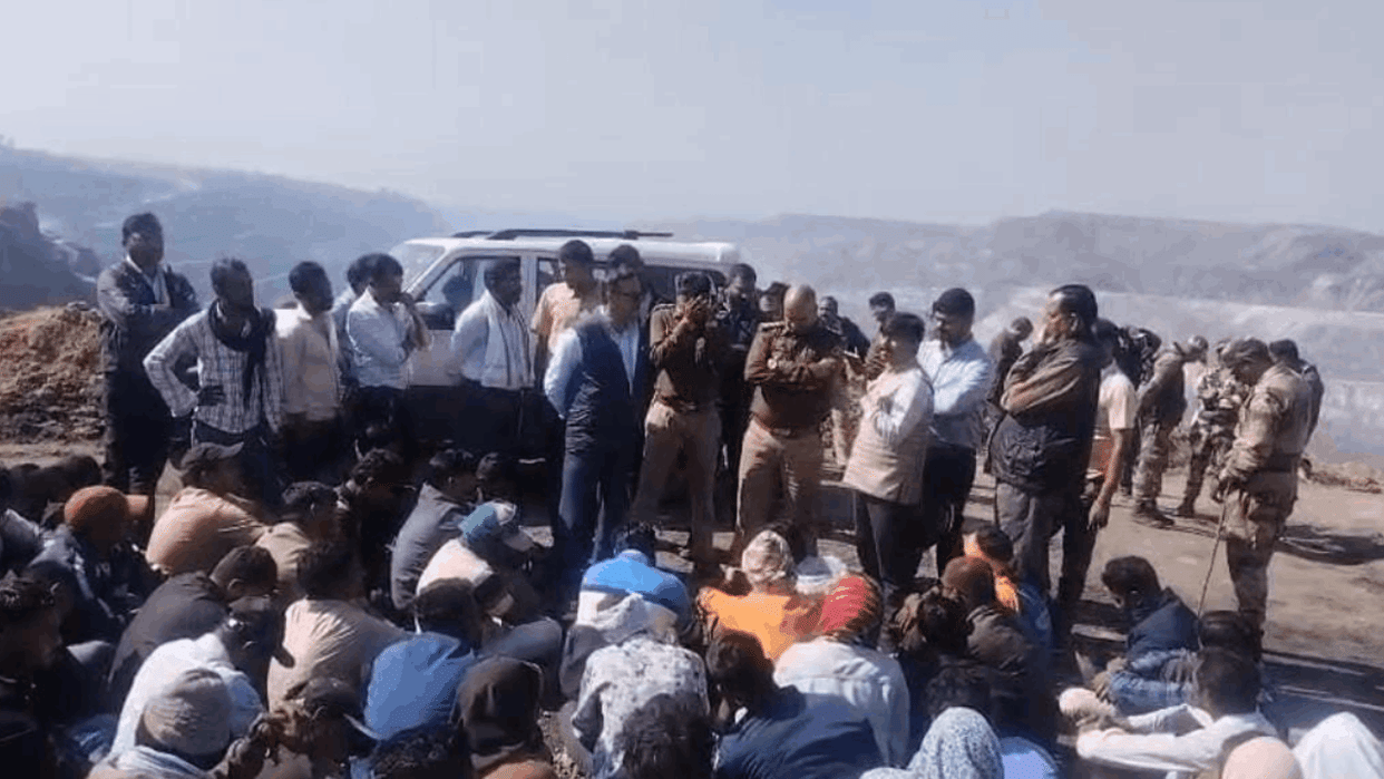 SECL-affected Naraibodh villagers shut down mine for 4 hours