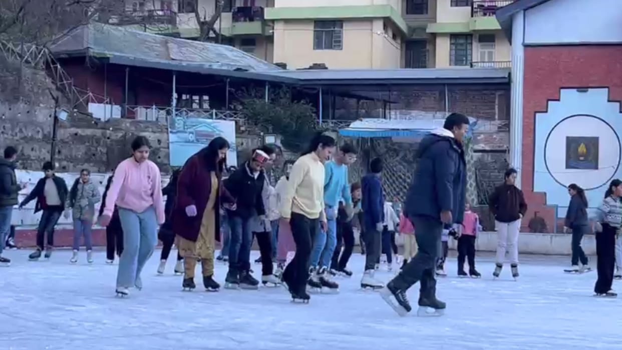 Youths did ice skating to the tunes of songs, carnival will be organised after December 25