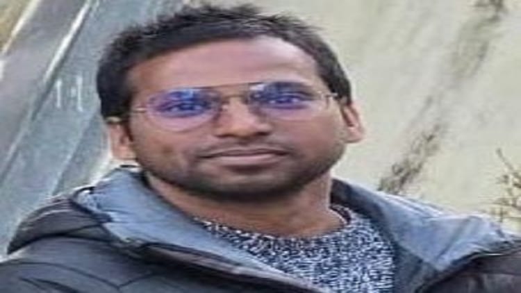 UK: कैंची धाम के पास से लापता हुआ मनोज, परिजन परेशान; खाई में मिली स्कूटी, पुलिस ने सर्च अभियान किया तेज