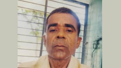 family claim death of Shikshamitra Ratnesh Yadav due to SIR work in In Badaun