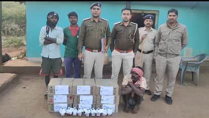 Administration strict on illegal liquor 9 boxes of liquor seized one accused arrested in GPM