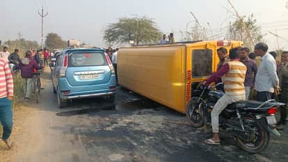 school bus accident in mainpuri