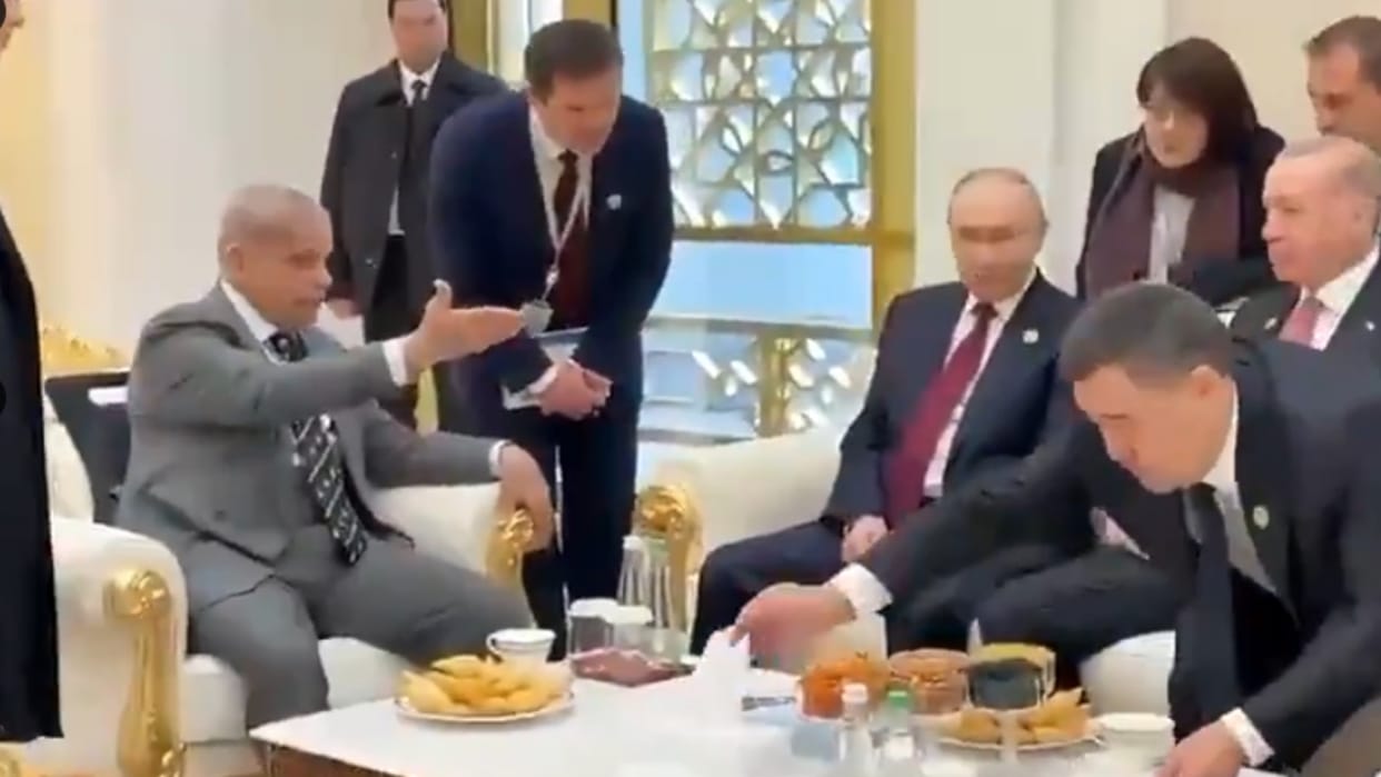 Pakistan’s PM Shehbaz Sharif gatecrashes Putin-Erdogan meet after he was made to wait for 40 minutes